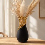 Vira – skulpturel vase med gylden krone