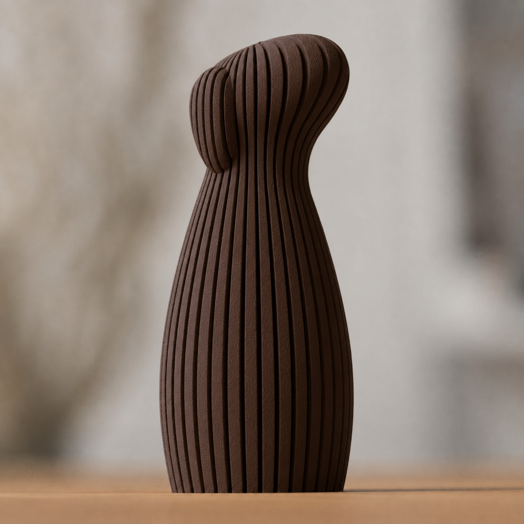 Freja - Hundestatue - Walnut Wood