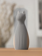 Freja kattestatue i Midnight Black