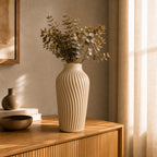 Runa rillet vase i Desert Tan