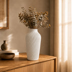 Runa rillet vase i prikket White Marble PLA